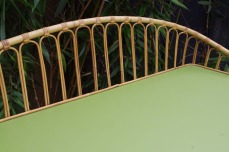 Bureau-rotin-vintage-vert-courbe-design-3